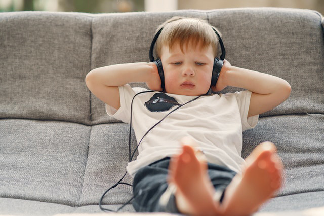 Headphones can help children with autism but they shouldn't rely on them all the time